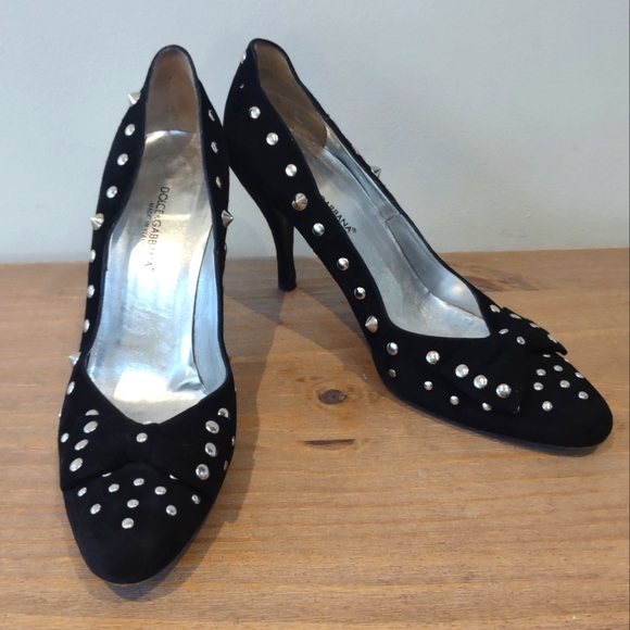 Dolce & Gabbana black studded bow heels 41 $450 - Picture 2 of 12